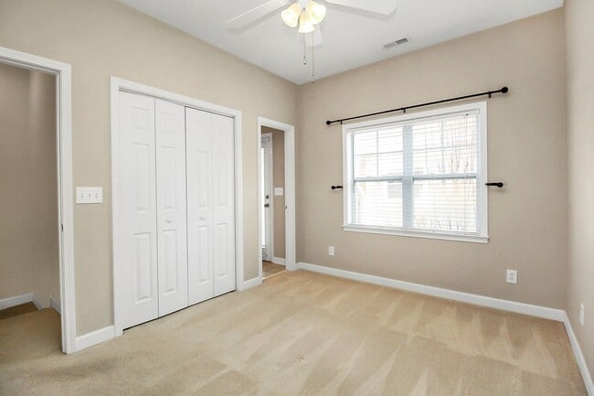 Building Photo - Townhome in The Plaza/NODA coming soon for Lease!