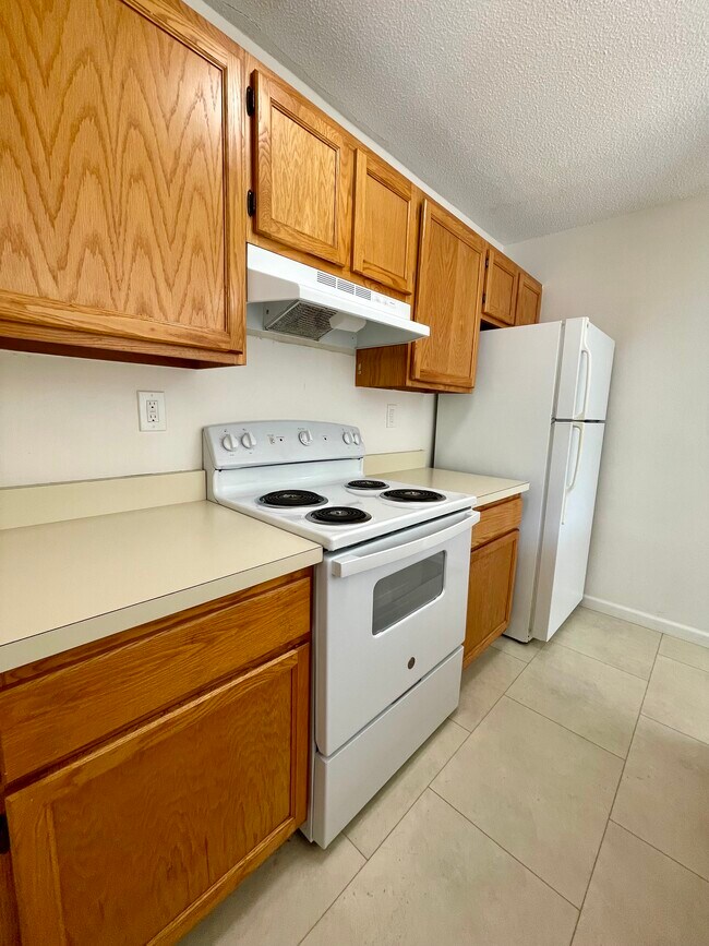 Building Photo - 20 Sundance Dr