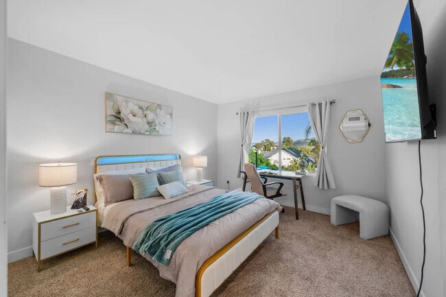 Building Photo - 9737 Benavente Pl