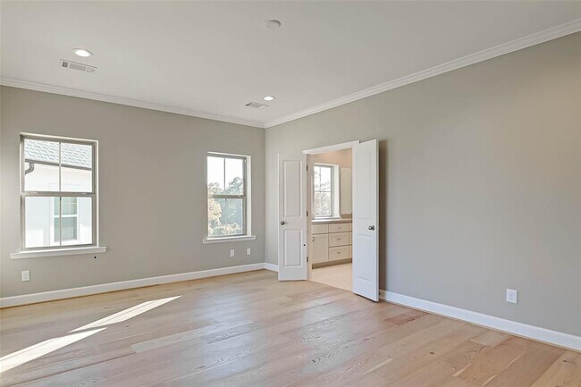 Building Photo - 25242 Calhoun Creek Dr