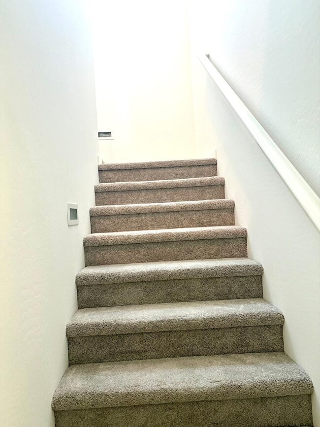 Building Photo - 4738 S Element