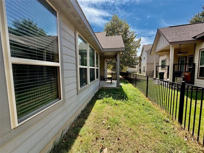 Building Photo - 14713 Stillman Bnd