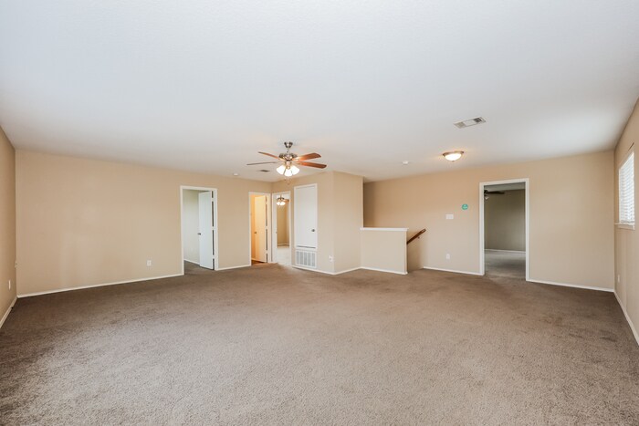 Building Photo - 200 Cheyenne Dr