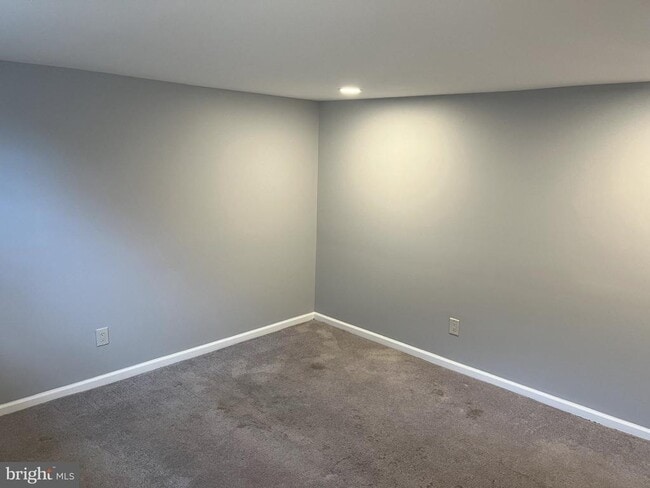 Building Photo - 6706 Longridge Dr