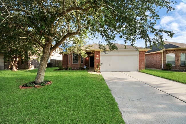 Building Photo - 21738 Sierra Long Dr