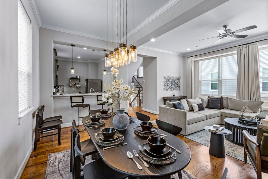 Building Photo - 732 Link Rd