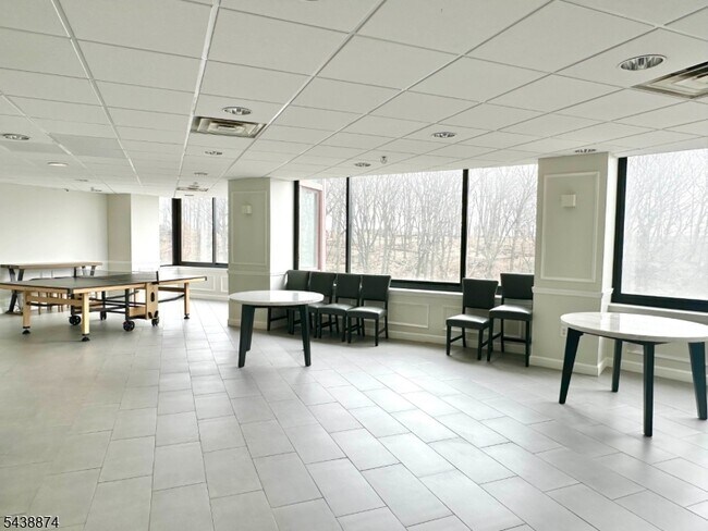 Building Photo - 100 Old Palisade Rd