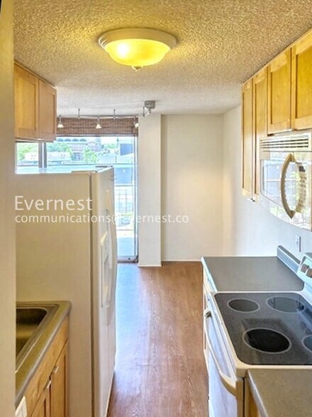 Building Photo - 2225 Buchtel Blvd S