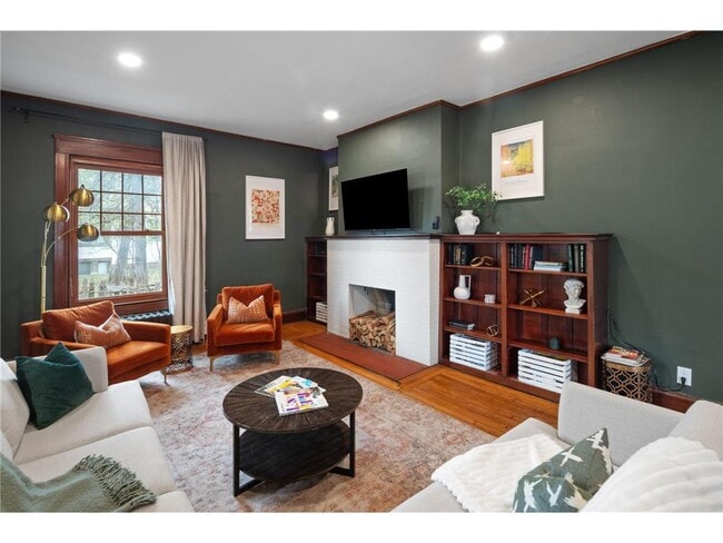 Building Photo - 2411 Blaisdell Ave