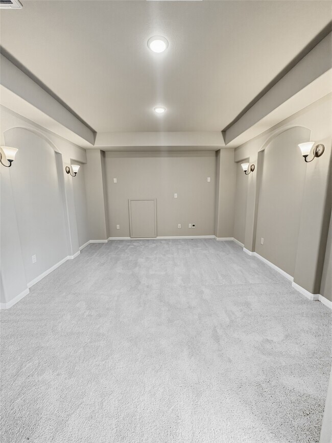 Building Photo - 10115 Cypress Path