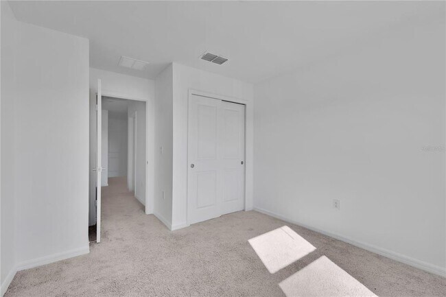 Building Photo - 625 Stoney Pointe Cir