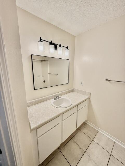 Building Photo - 957 Tray Dr