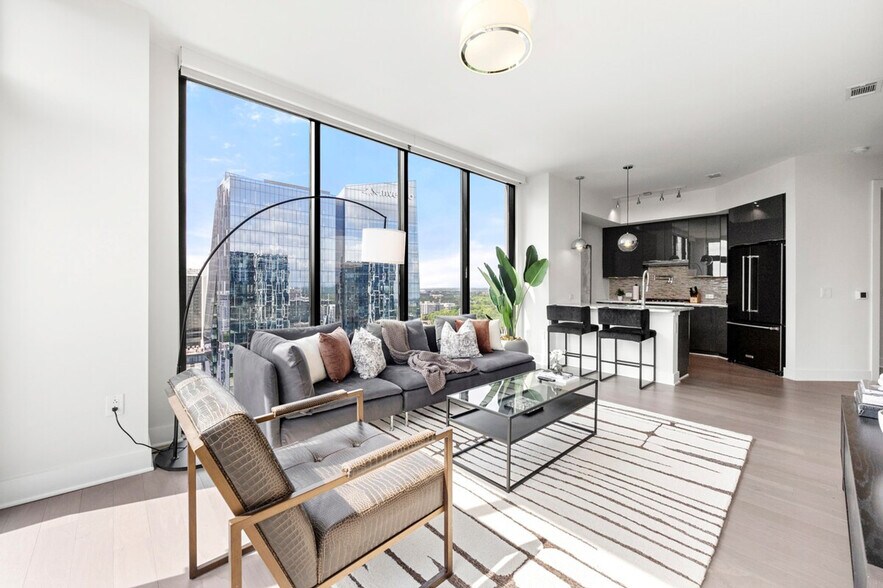 Building Photo - 1400 W Peachtree St NE