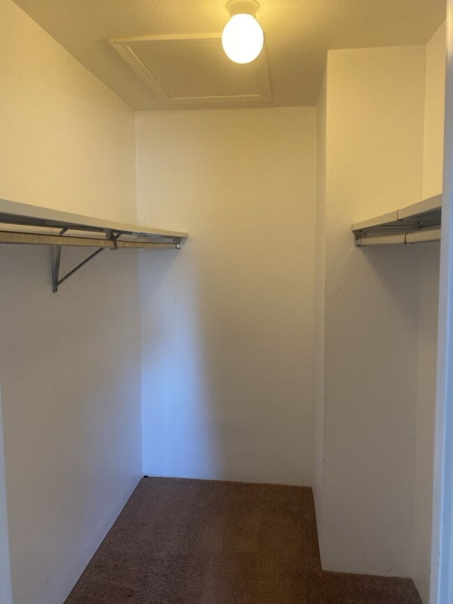 Building Photo - "Charming 1-Bedroom Condo with Cozy Fireplace and Garage in Prime Denver Location!"  Available Now!