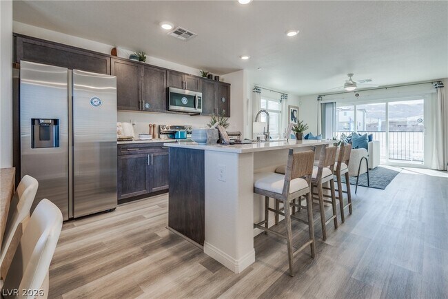 Building Photo - 6810 Truffle Gray St