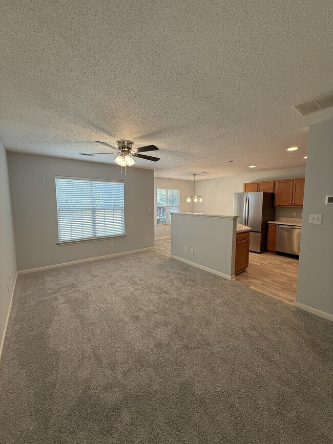 Building Photo - 1106 Parsons Pl