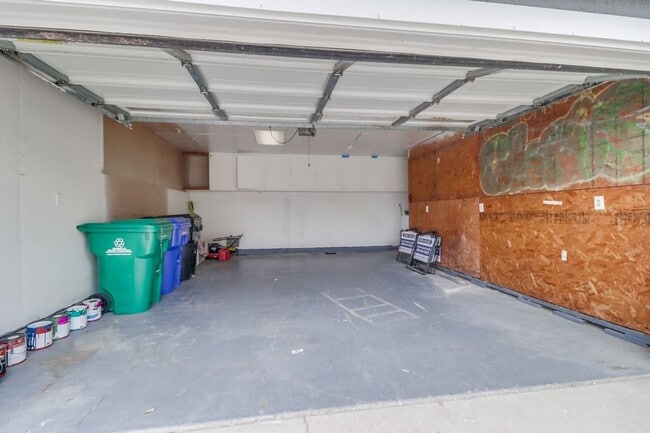 Building Photo - Imperial Beach, Gorgeous 4 bed 2 bath home...