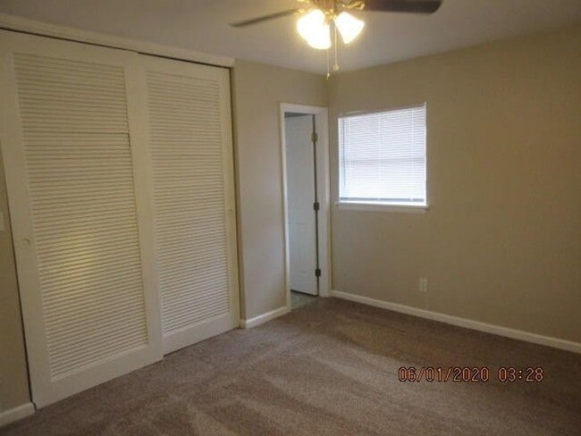 Building Photo - 3 Bedroom in Fort Walton Beach