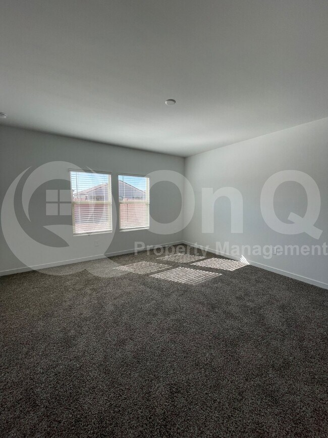 Building Photo - 12431 W Mieko Ln