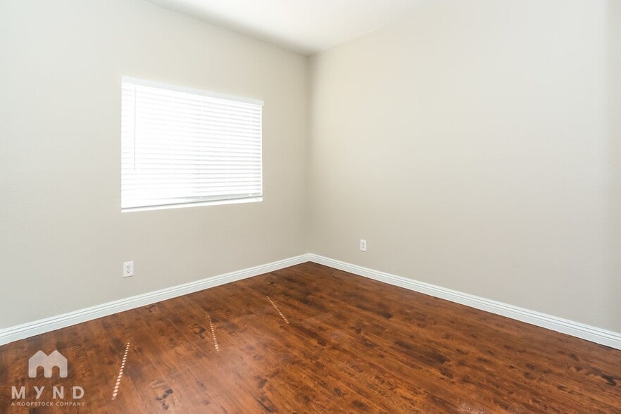 Building Photo - 3119 Saleen Ct