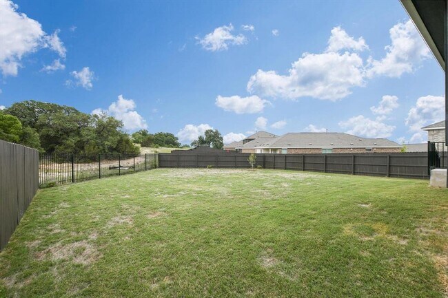 Building Photo - 2108 Golden Grain Ln