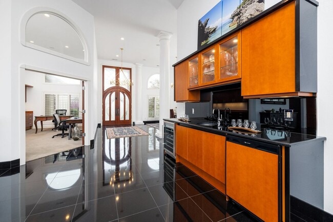 Building Photo - Located in the gated Valhalla community in Brentwood