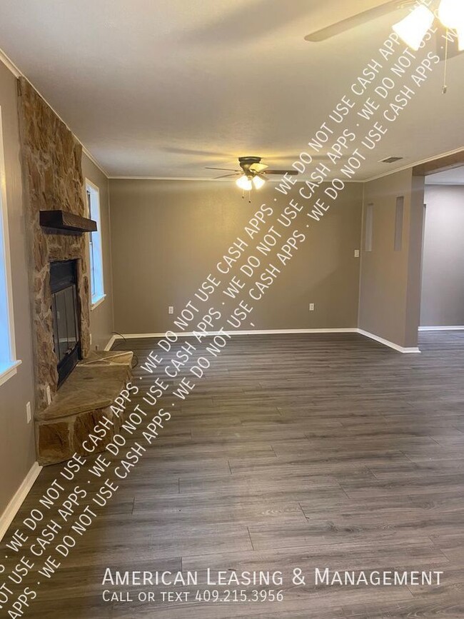 Building Photo - 1253 Edgewood Cir