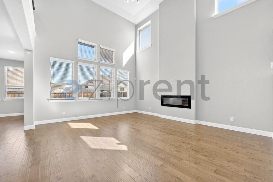 Building Photo - 7530 Sanctuary Dr