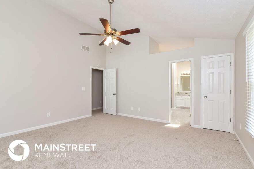 Building Photo - 2935 Emerson Lake Dr