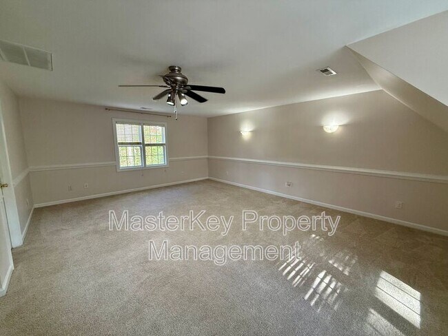 Building Photo - 6425 Cross Ridge Dr