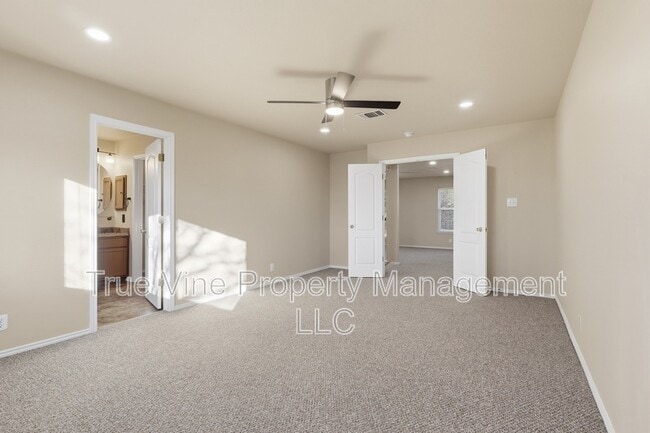 Building Photo - 116 Cirrus Cove