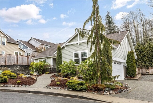 Building Photo - 2703 Fir Crest Blvd