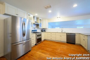Building Photo - 211 Allensworth St
