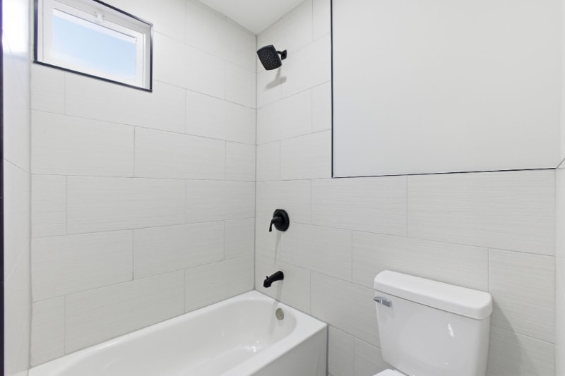 Building Photo - 2125 N 28th St