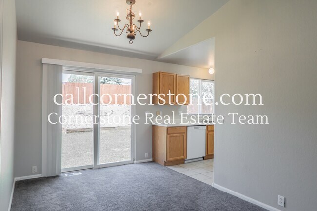 Building Photo - 6506 Summer Grace St