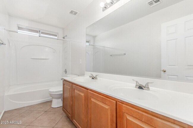Building Photo - 74 N 224th Ave