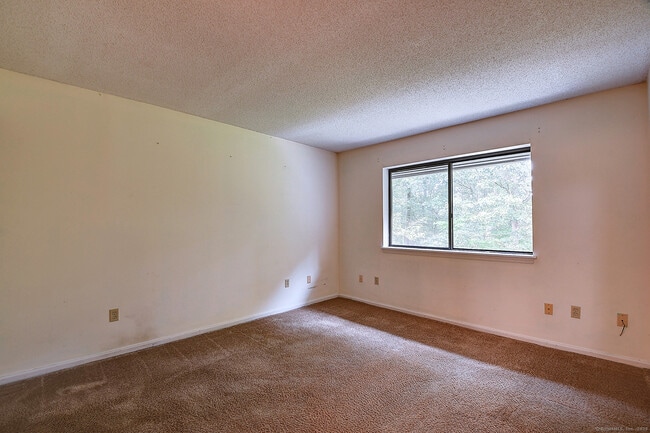 Building Photo - 298 Conestoga Way
