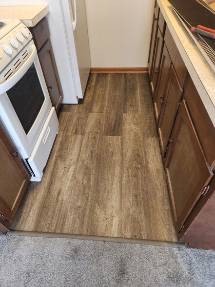 Building Photo - 337 Pershing Ave NE