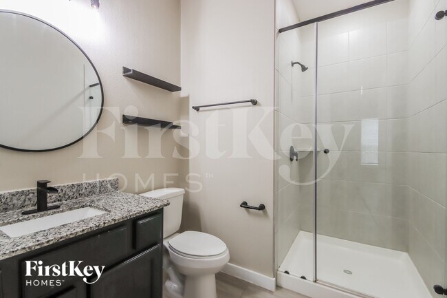 Building Photo - 15758 Cairnwell Bend Dr