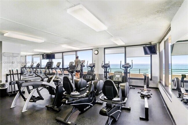 Building Photo - 5555 Collins Ave