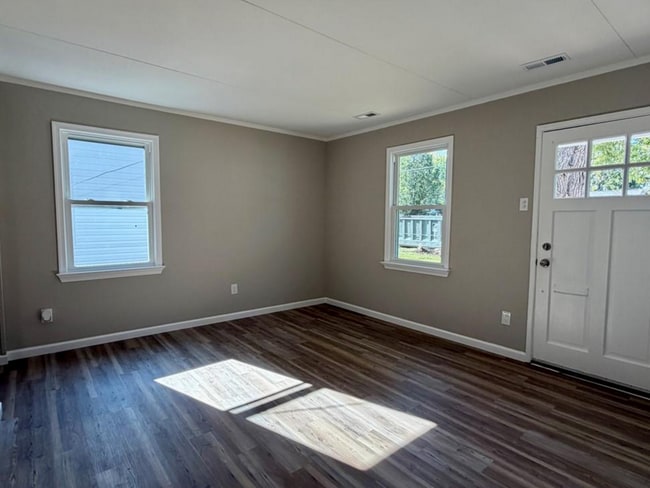 Building Photo - Charming Ranch in the Heart of Hampton, VA