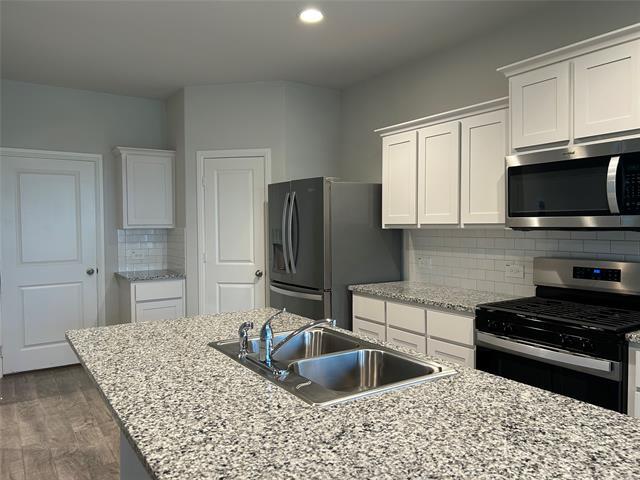 Building Photo - 5471 Gold Pond Dr