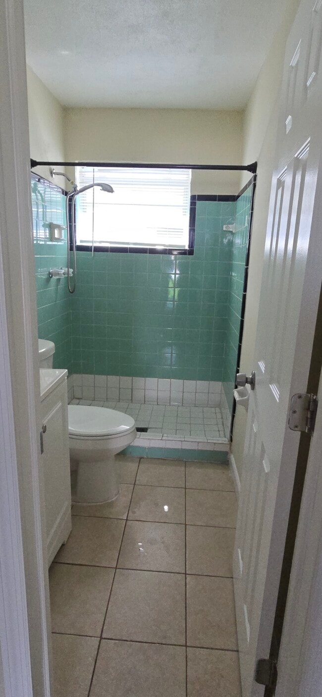 Building Photo - 3049 2nd St