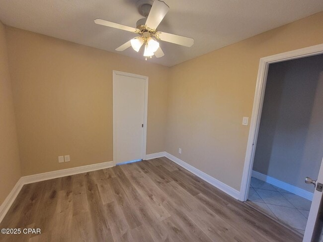 Building Photo - 3136 Lawton Ct