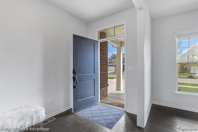 Building Photo - 48389 Fieldstone Dr