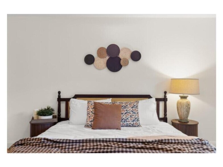 Building Photo - 120 Kendene St