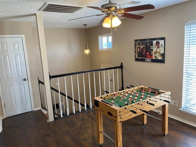 Building Photo - 1427 Bugle Run Dr