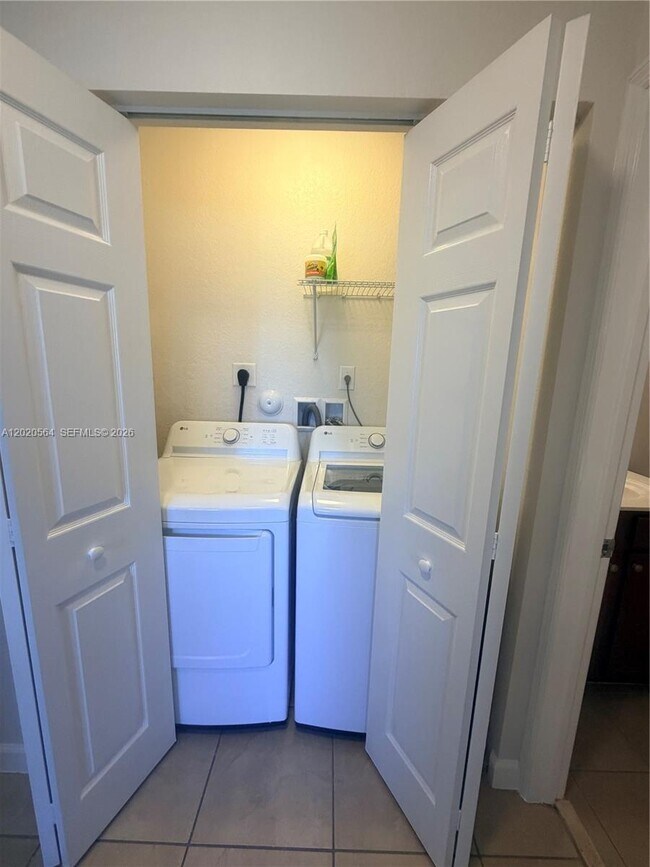 Building Photo - 22421 SW 88th Pl