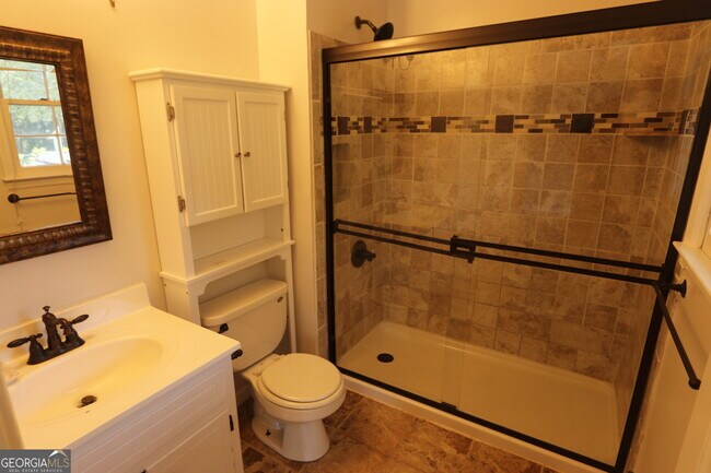 Building Photo - 2840 Spring Ridge Cir