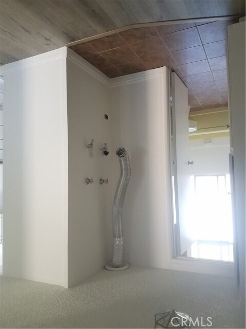 Building Photo - 6979 Palm Ct